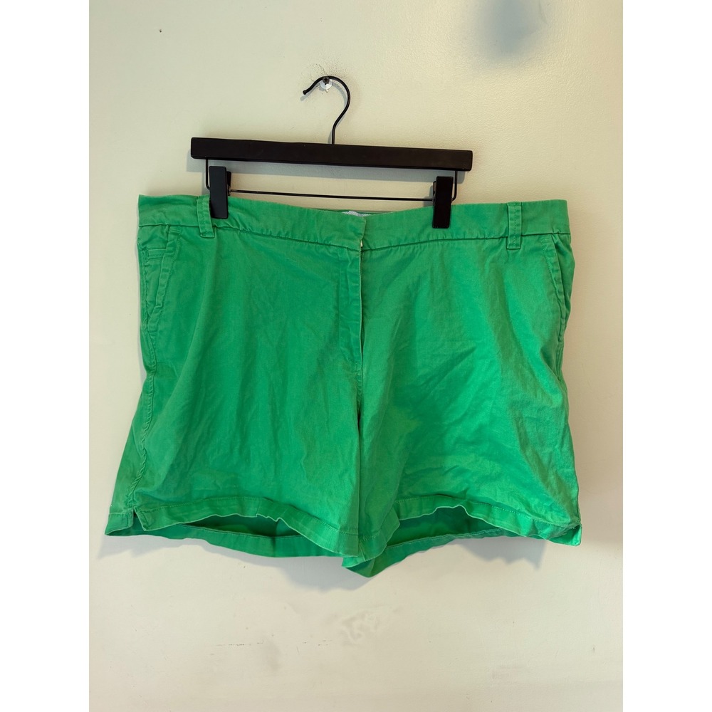 Crown & Ivy Caroline Kelly Green Chino Shorts Womens 22W Plus Size Stretch